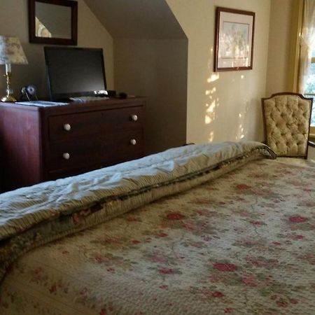 1732 Folke Stone Bed And Breakfast West Chester Bagian luar foto