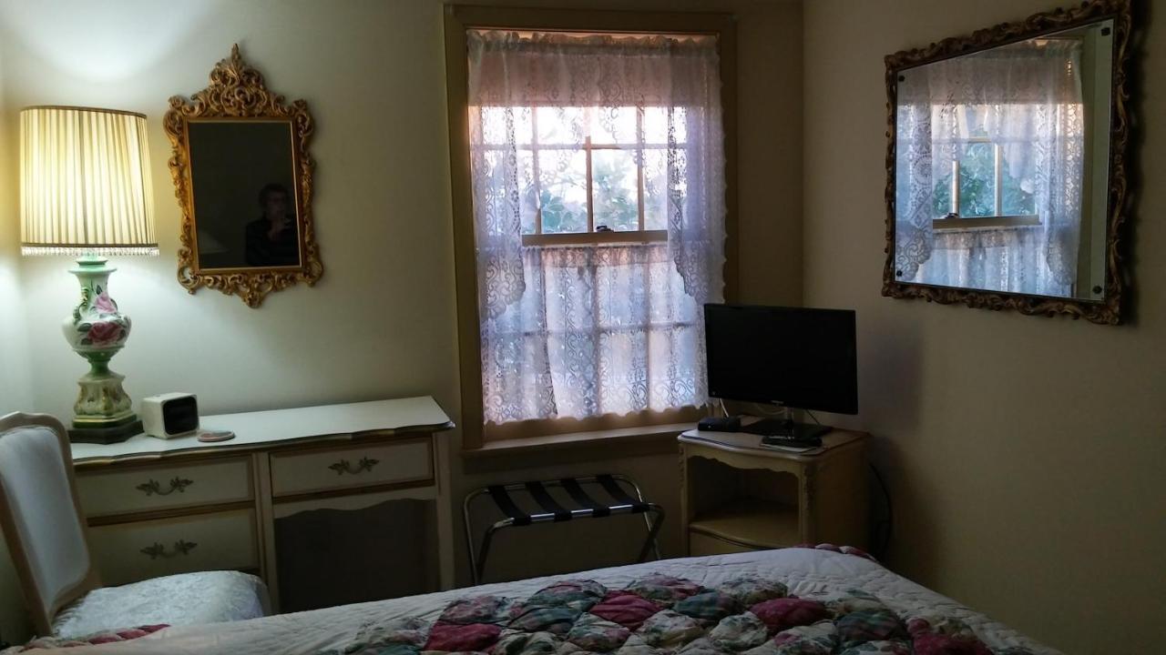 1732 Folke Stone Bed And Breakfast West Chester Bagian luar foto
