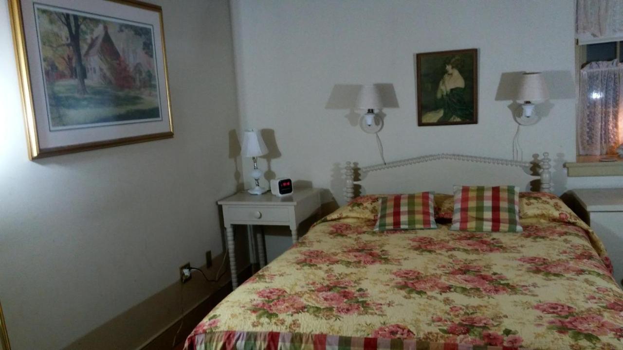 1732 Folke Stone Bed And Breakfast West Chester Bagian luar foto