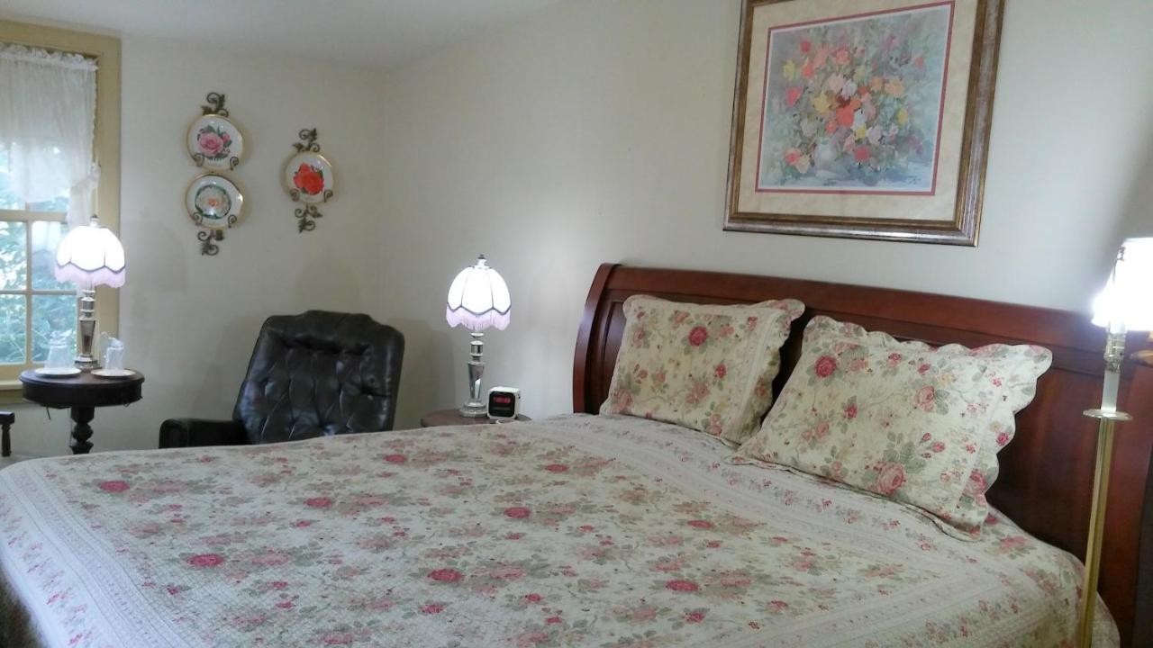 1732 Folke Stone Bed And Breakfast West Chester Bagian luar foto